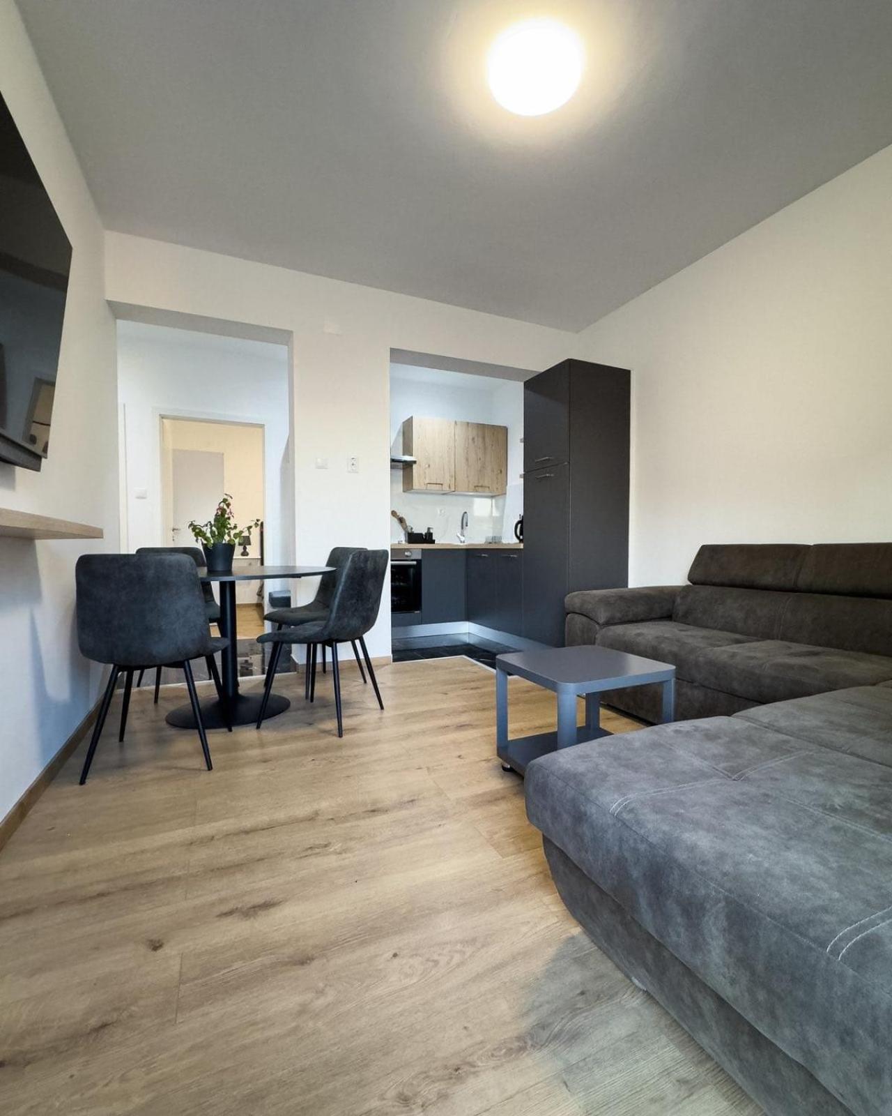 Apartman Adria تْسْغيكفانِتْسا المظهر الخارجي الصورة